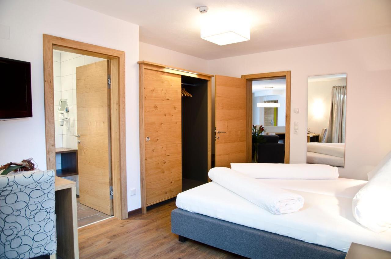 Hotel Garni Alpenland Ischgl Exterior photo